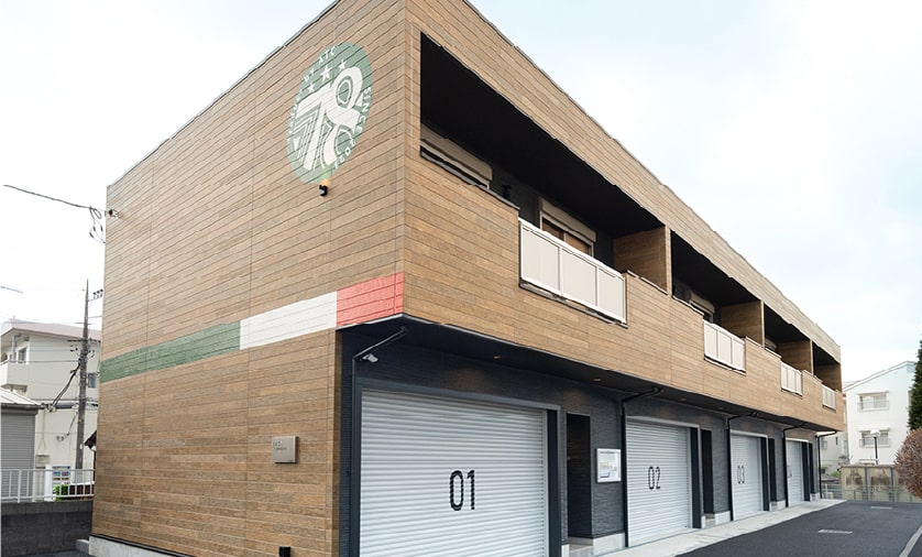 神奈川県・厚木 鉄骨造2階建てガレージハウス